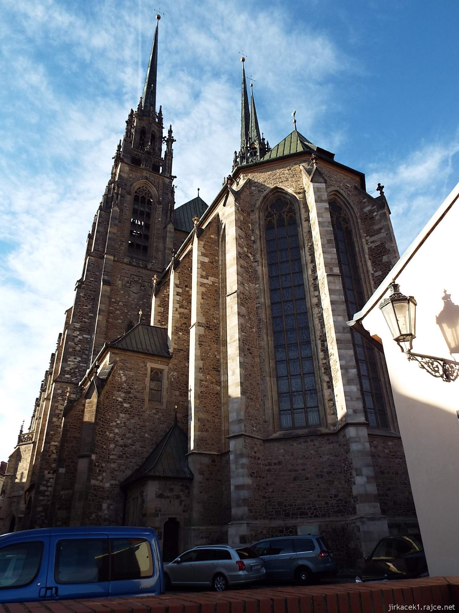 Brno - Katedrála sv. Petra a Pavla 35 - zadní pohled