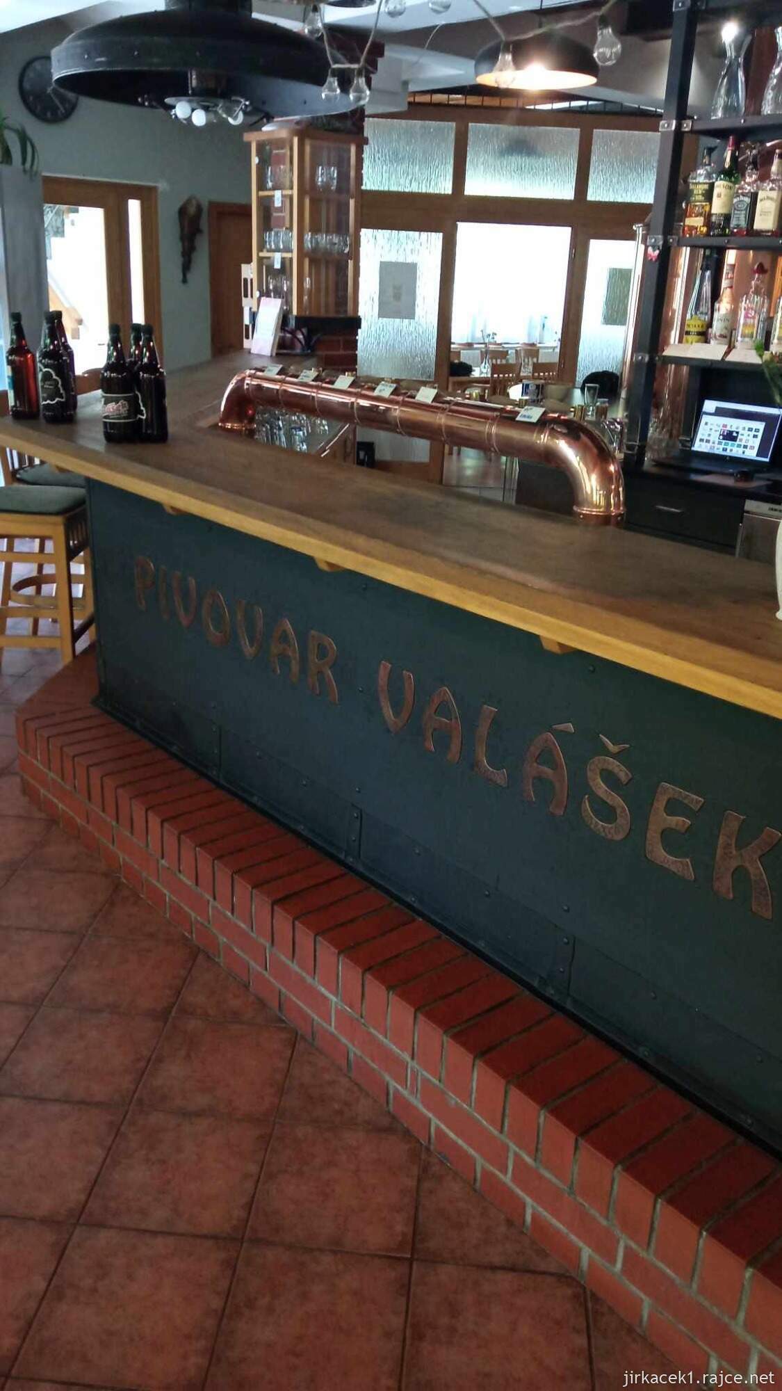 Vsetín - pivovar Valášek2024 - výčepní pult