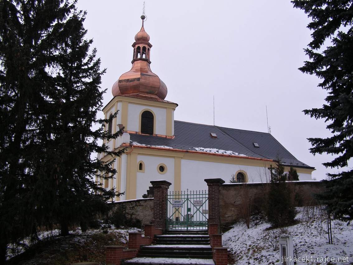 Běstovice - kostel Všech svatých - celkový pohled