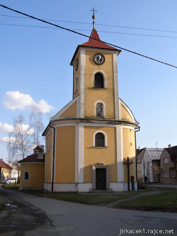 Moravská Huzová - kostel sv. Floriána