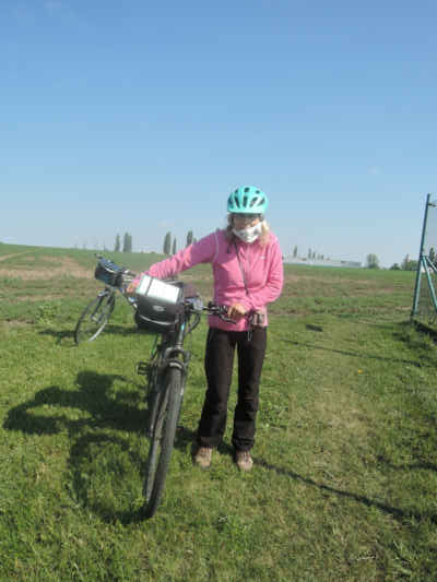 Turistka Eva se rozhodla, že bude i cyklistkou.