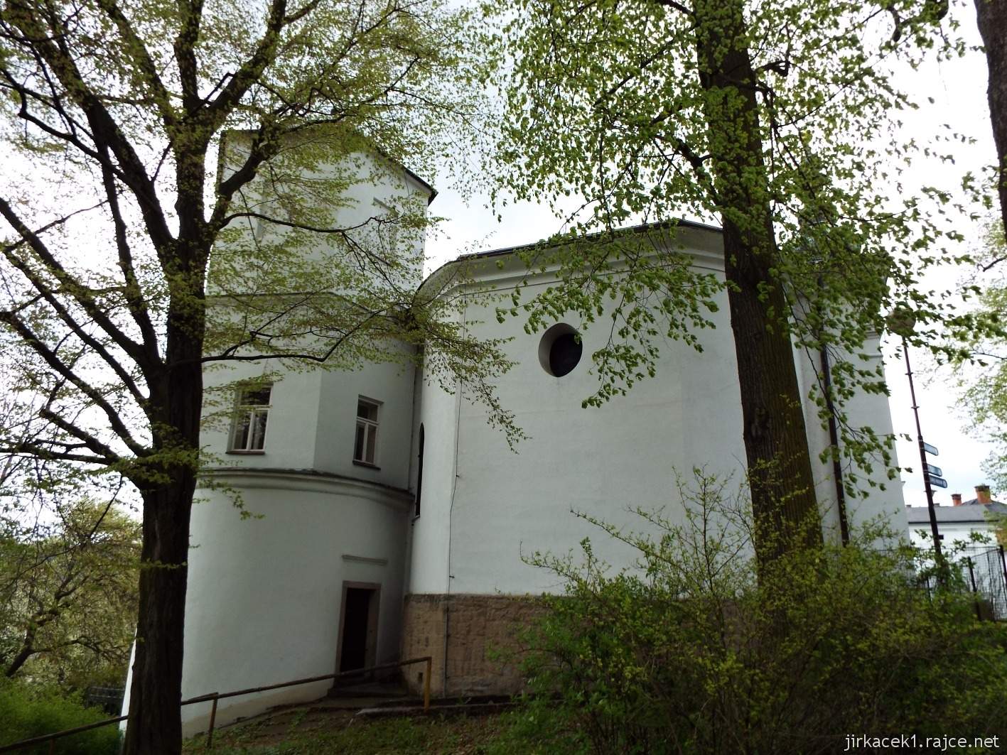 Vsetín - kostel Nanebevzetí Panny Marie - presbytář