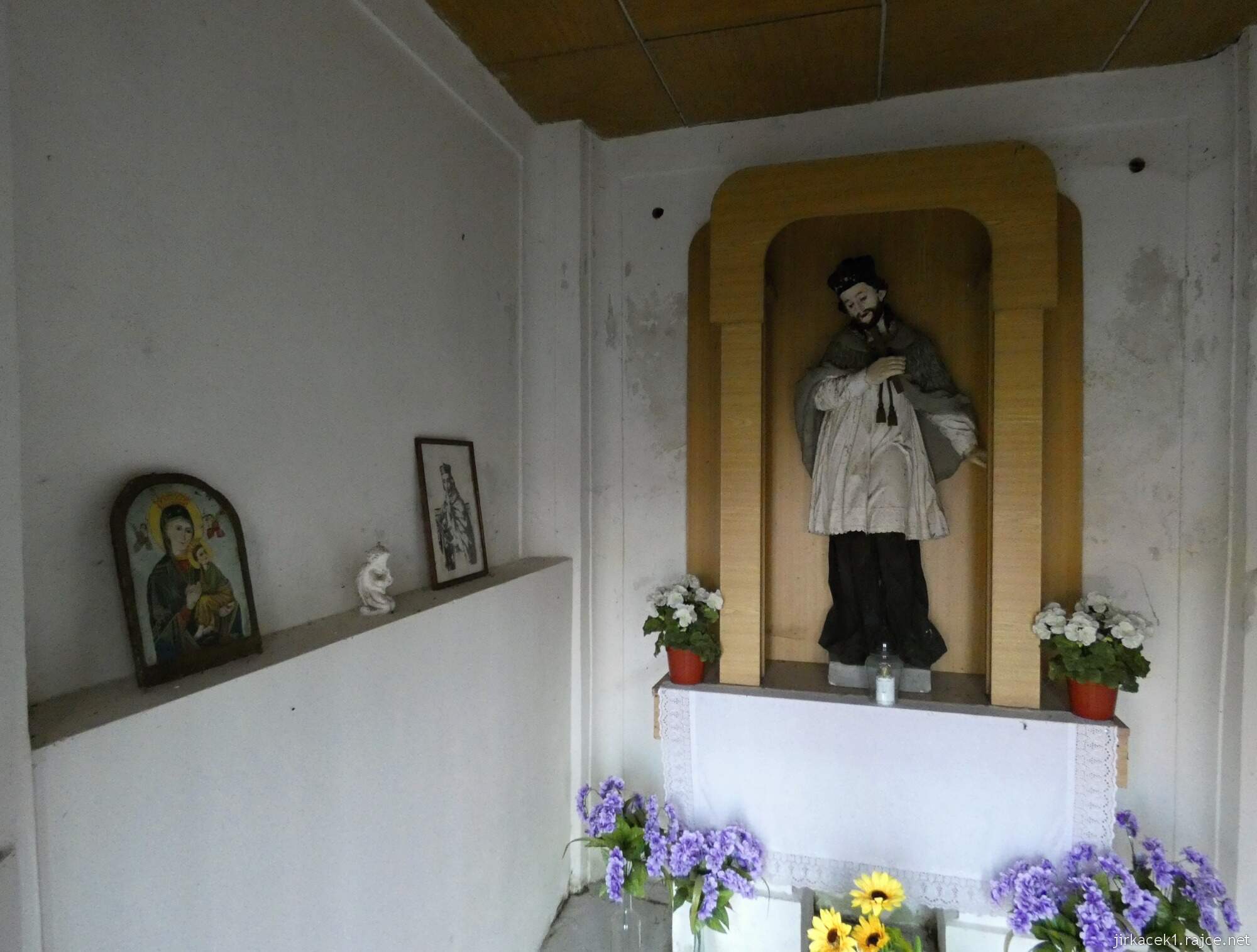 Choryně - kaple sv. Jana Nepomuckého