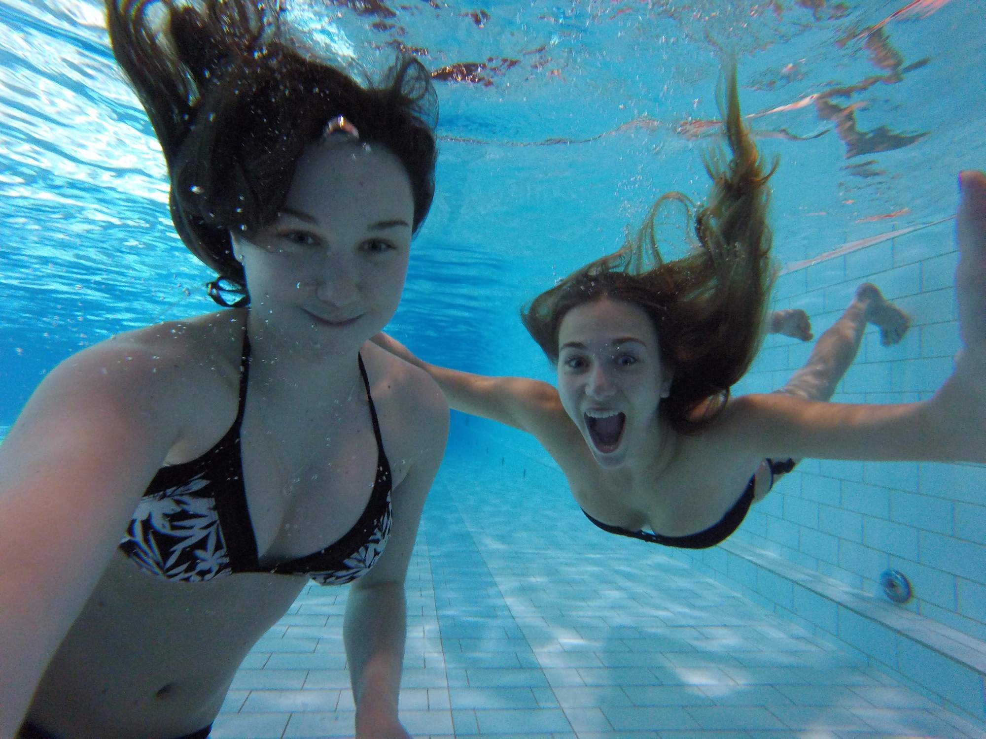 rajce.idnes girls bazenu Kája - bazén – volissss – album na Rajčeti