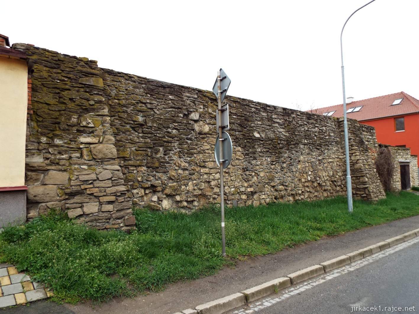 Slavkov u Brna - městské hradby a opevnění na ulici Kollárova