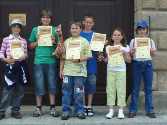 MČR družstev mladších žáků (Kyjov, 13. - 15. 6. 2008) - Skupinové foto - děti