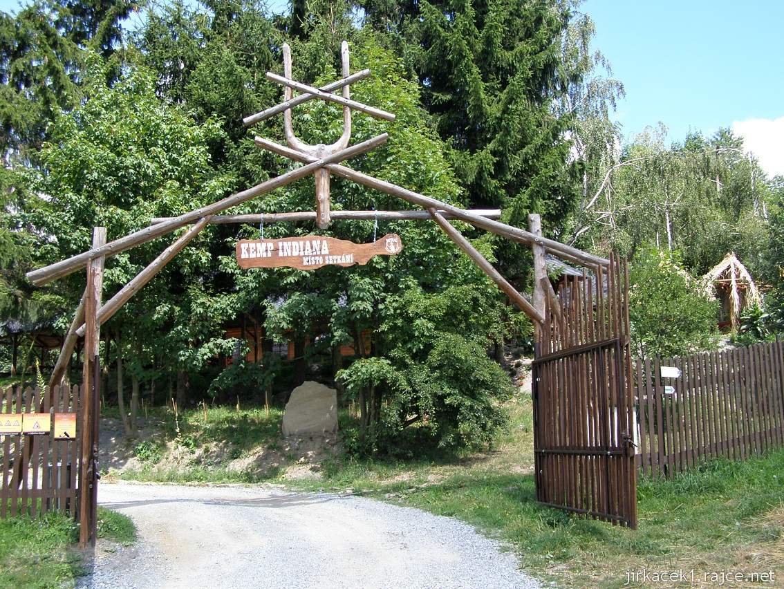 Janovice u Rýmařova - muzeum turistických známek - kemp Indiana