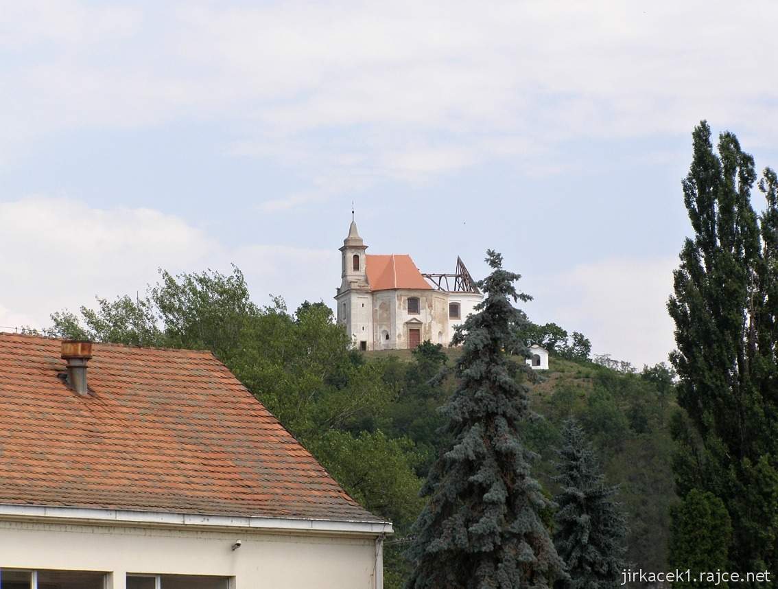 Dolní Kounice - Kaple sv. Antonína - pohled od synagogy