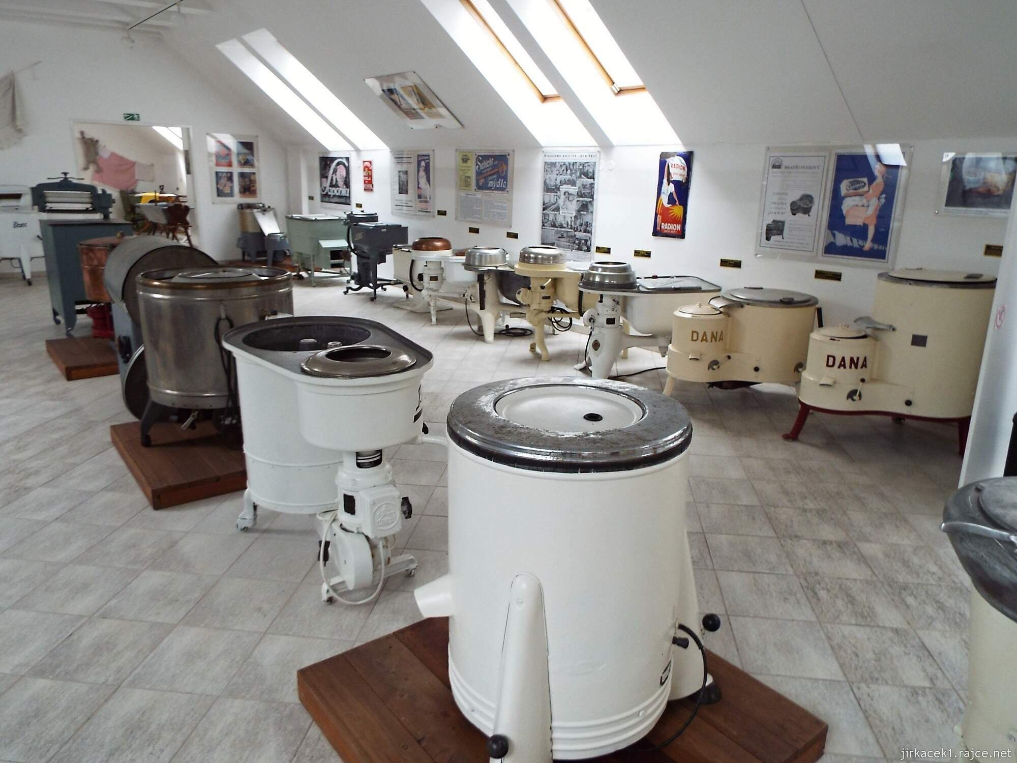 42 - Svitavy - městské muzeum 30 - expozice prací techniky