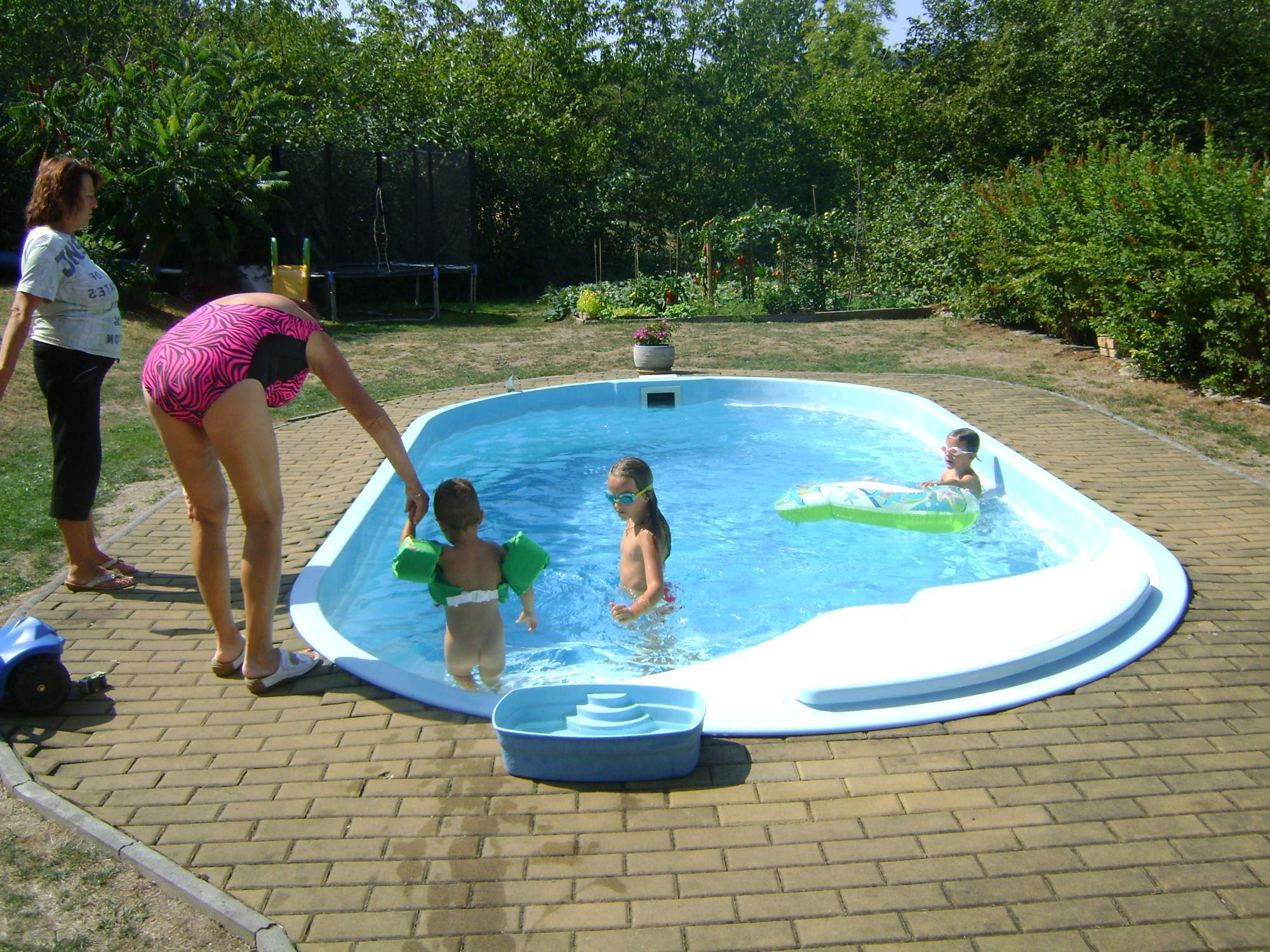 rajce.idnes.cz bath 2022 Fam little naked Proboštov s Filípkem 15.8. - 19 8. 2018 – rudahavl – album na Rajčeti