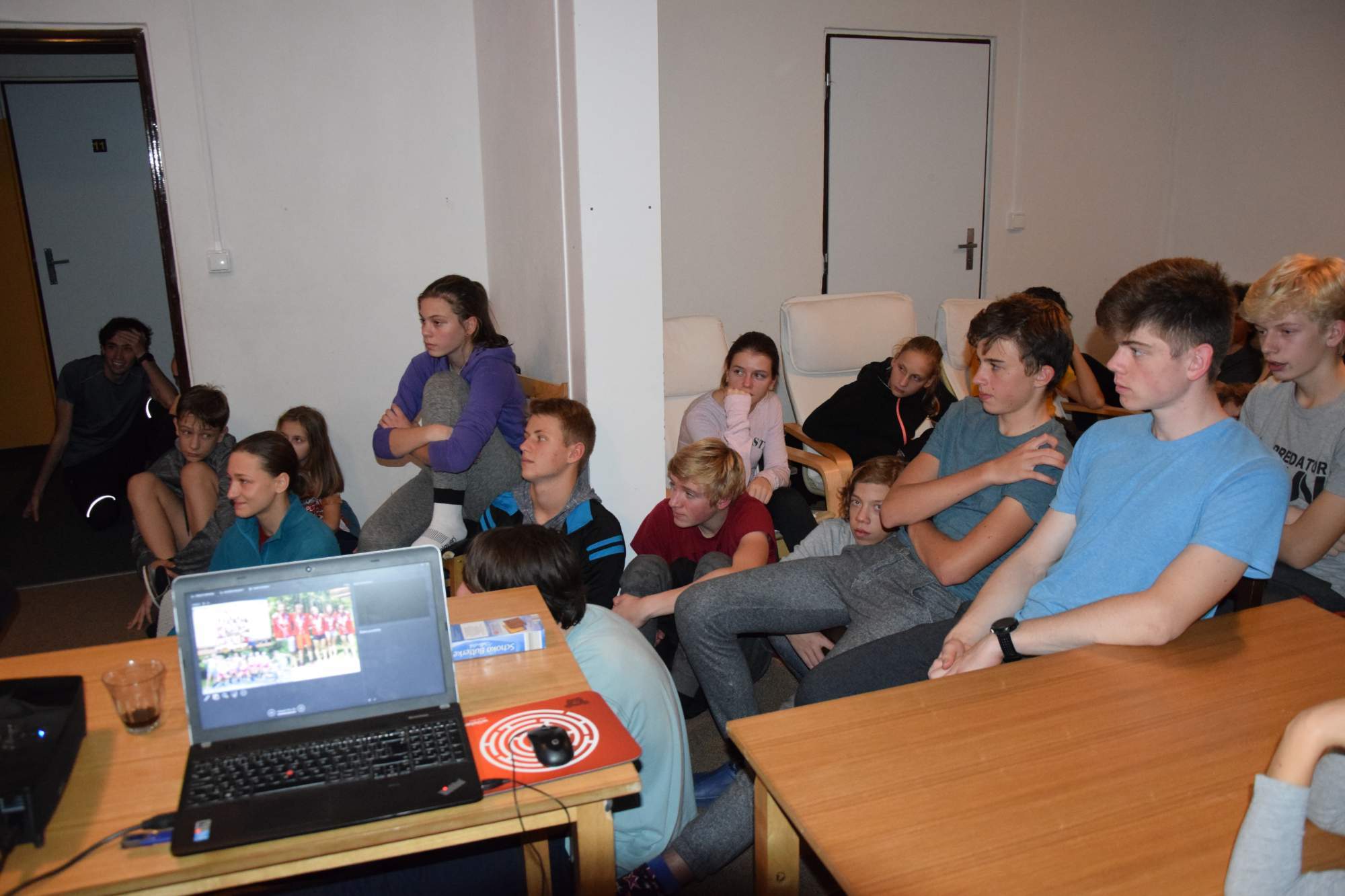 Beseda s reprezentantkou Beseda s reprezentantkou