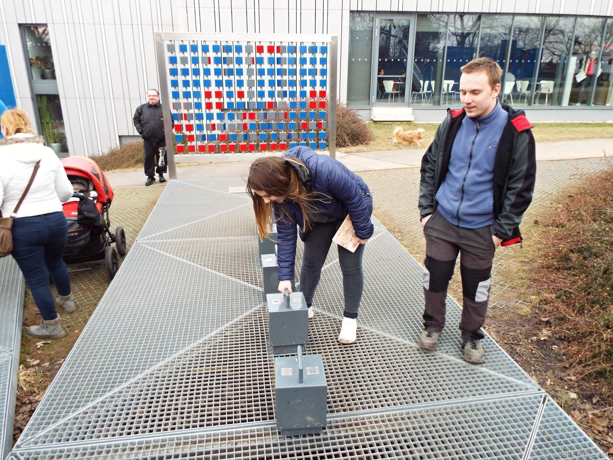 Brno - hvězdárna a planetárium - planetární siloměry