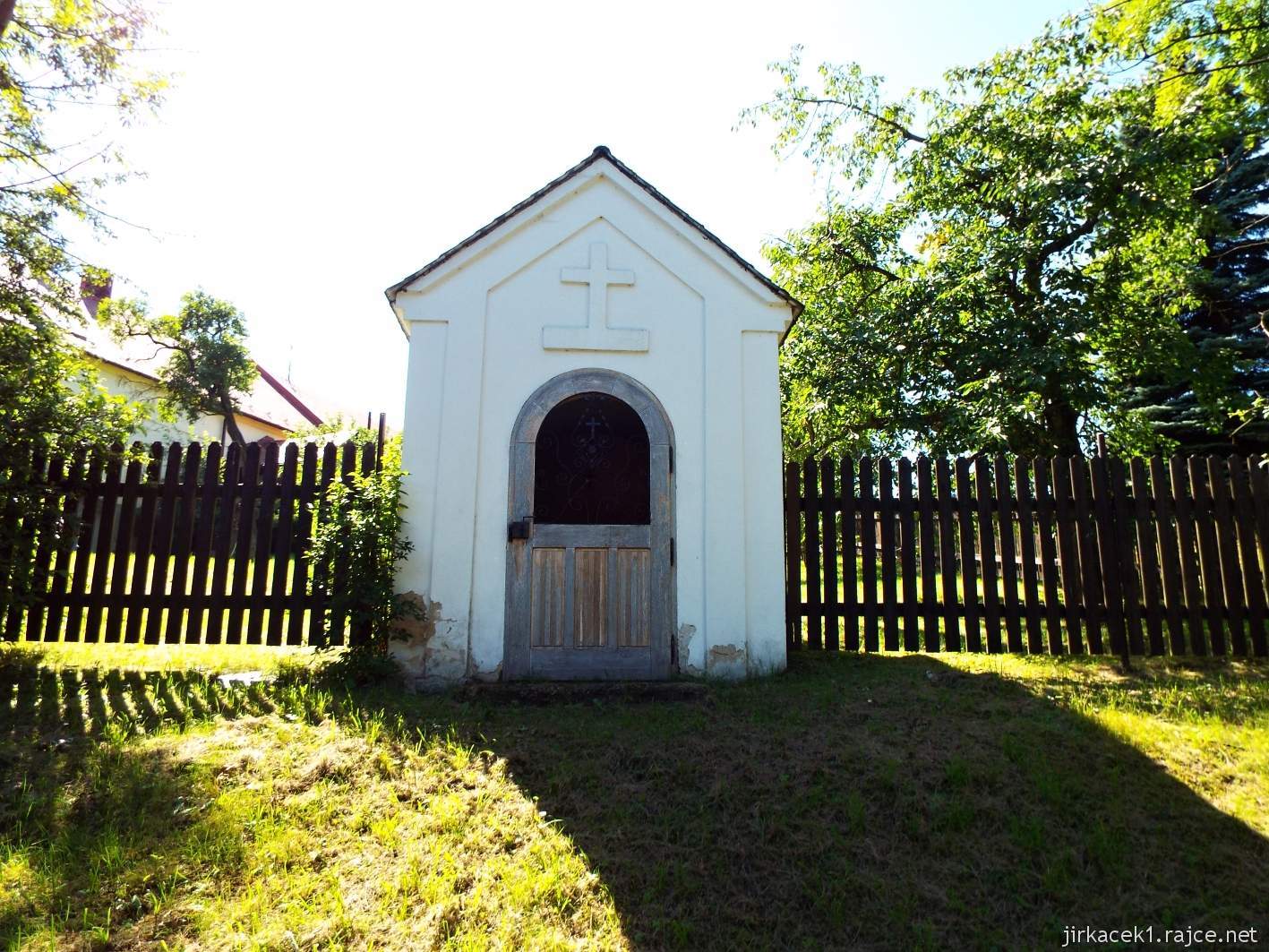 Razová - Dolní kaple - čelní pohled