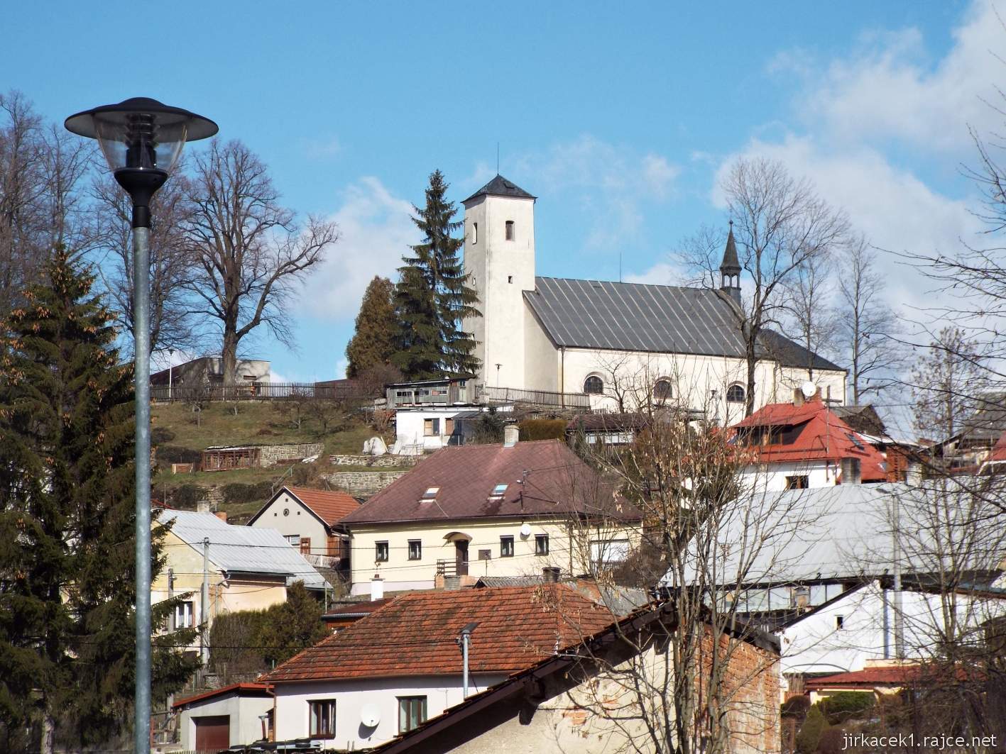Potštát - kostel Nanebevzetí Panny Marie 11 - pohled z dálky