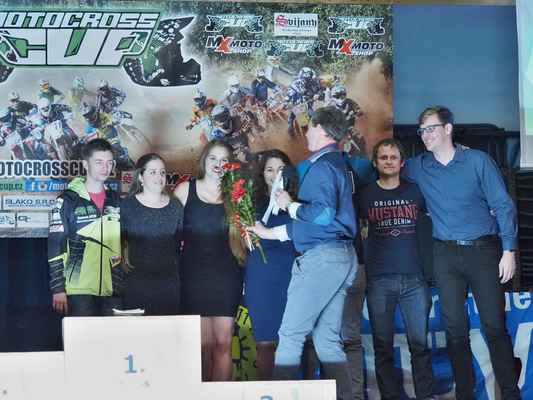 Motocross cup 2019 - vyhlášení - 2.8 1/125 s 6400 OLYMPUS M.40-150mm F2.8 62.00 mm 62.00 mm 
Keywords: sport