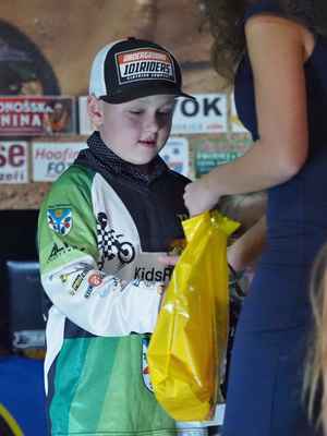 Motocross cup 2019 - vyhlášení - 2.8 1/200 s 6400 OLYMPUS M.40-150mm F2.8 150.00 mm 150.00 mm 
Keywords: sport