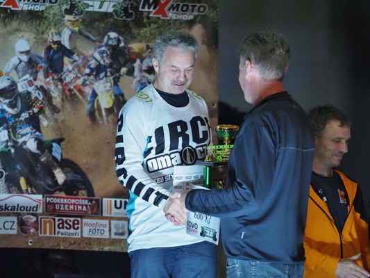 Motocross cup 2019 - vyhlášení - 2.8 1/250 s 6400 OLYMPUS M.40-150mm F2.8 150.00 mm 150.00 mm 
Keywords: sport