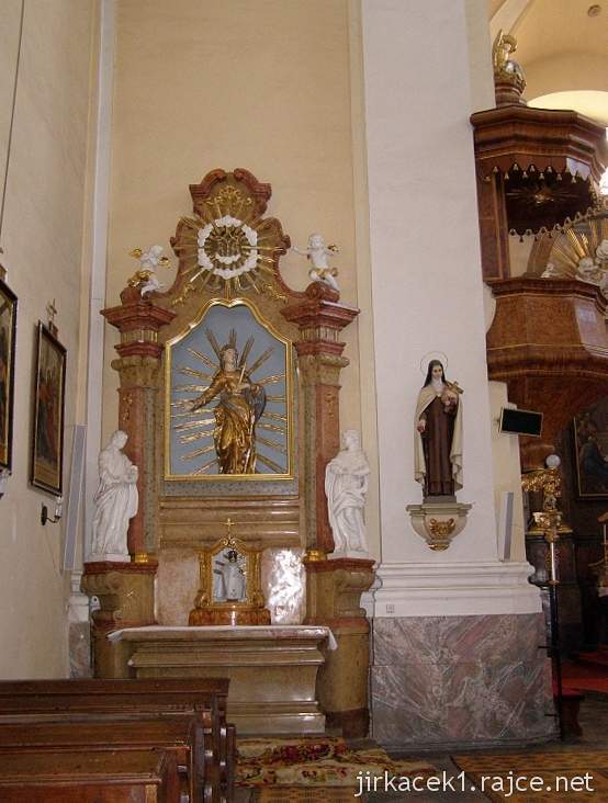 Pozořice - kostel Nanebevzetí Panny Marie - interiér