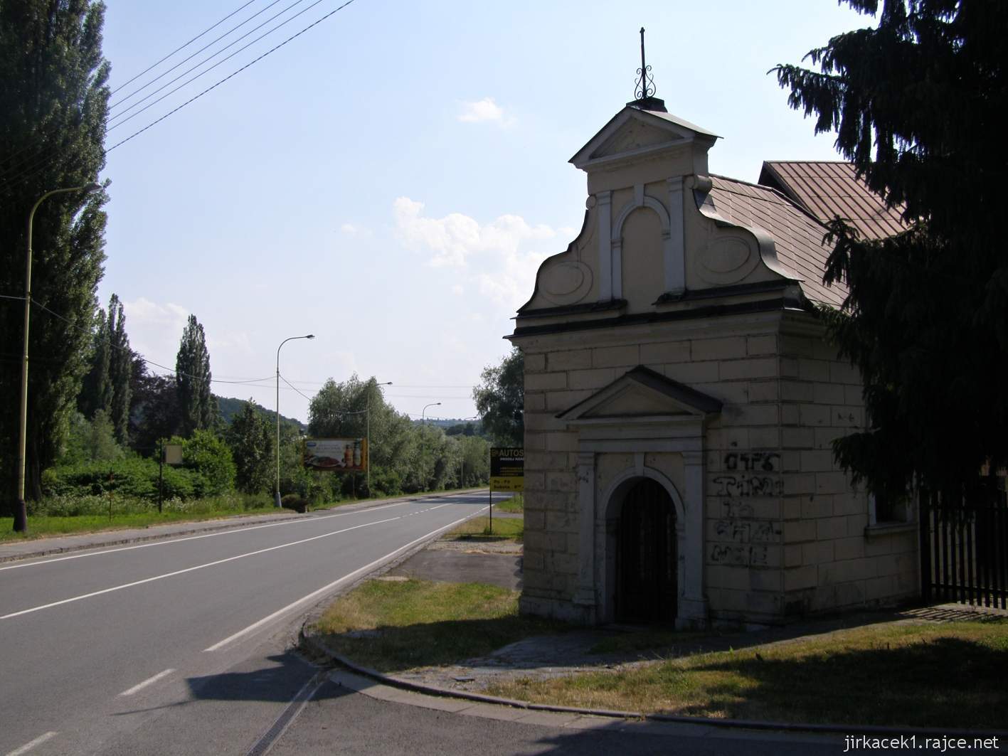 Hlučín - kaple na Celní ulici - boční pohled