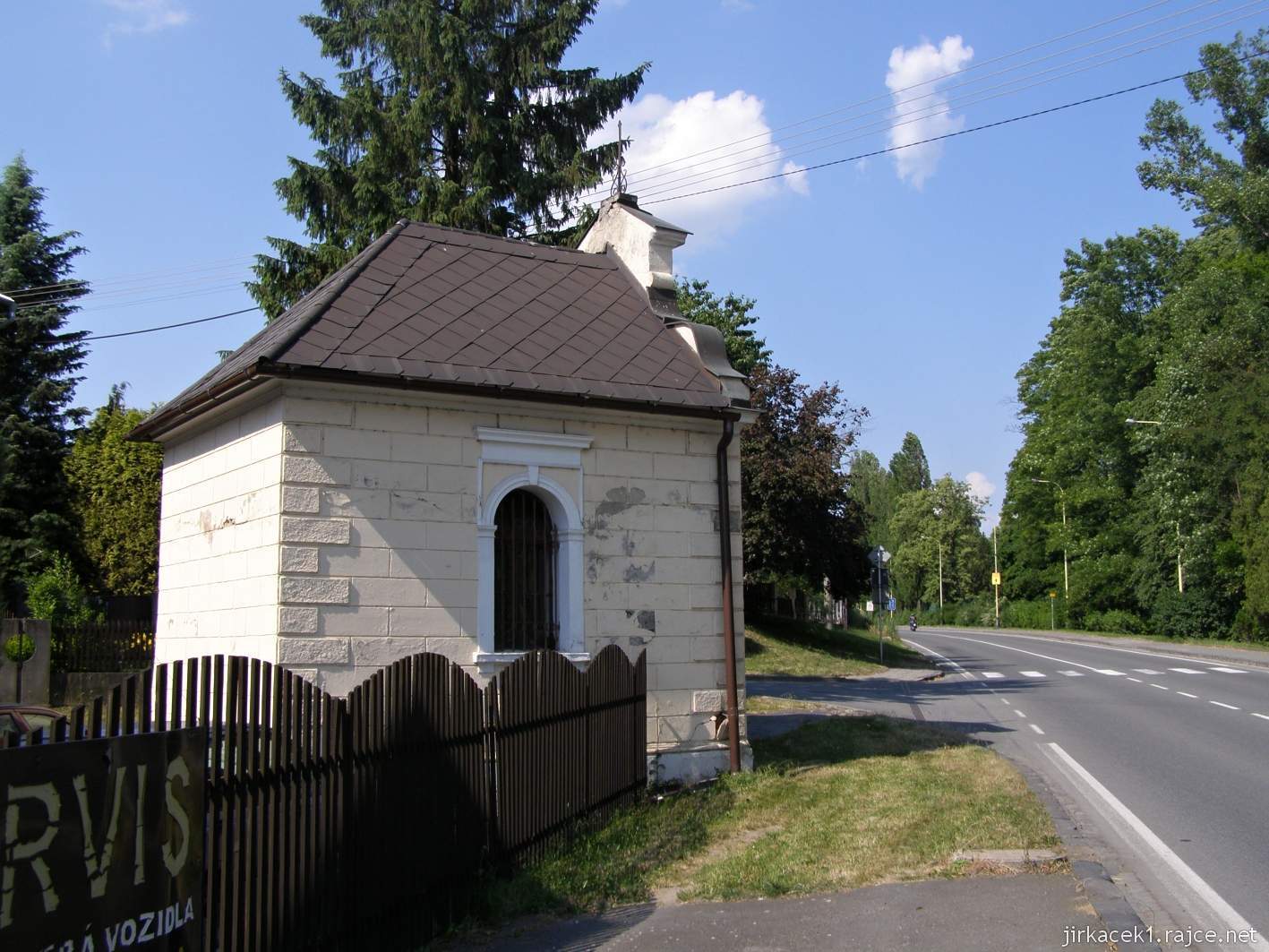 Hlučín - kaple na Celní ulici - zadní pohled
