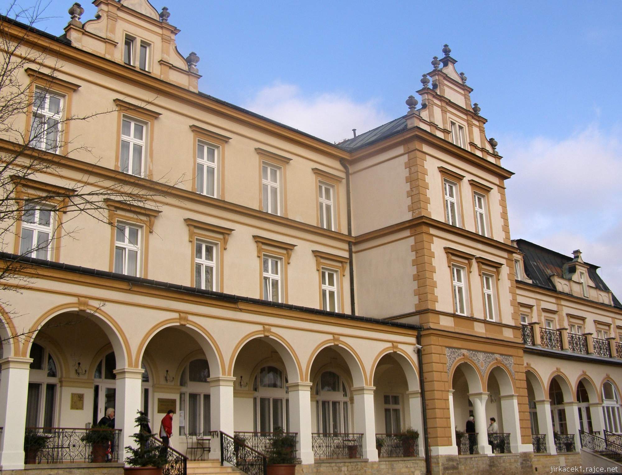 Brandýs - bývalé lázně a rehabilitační ústav