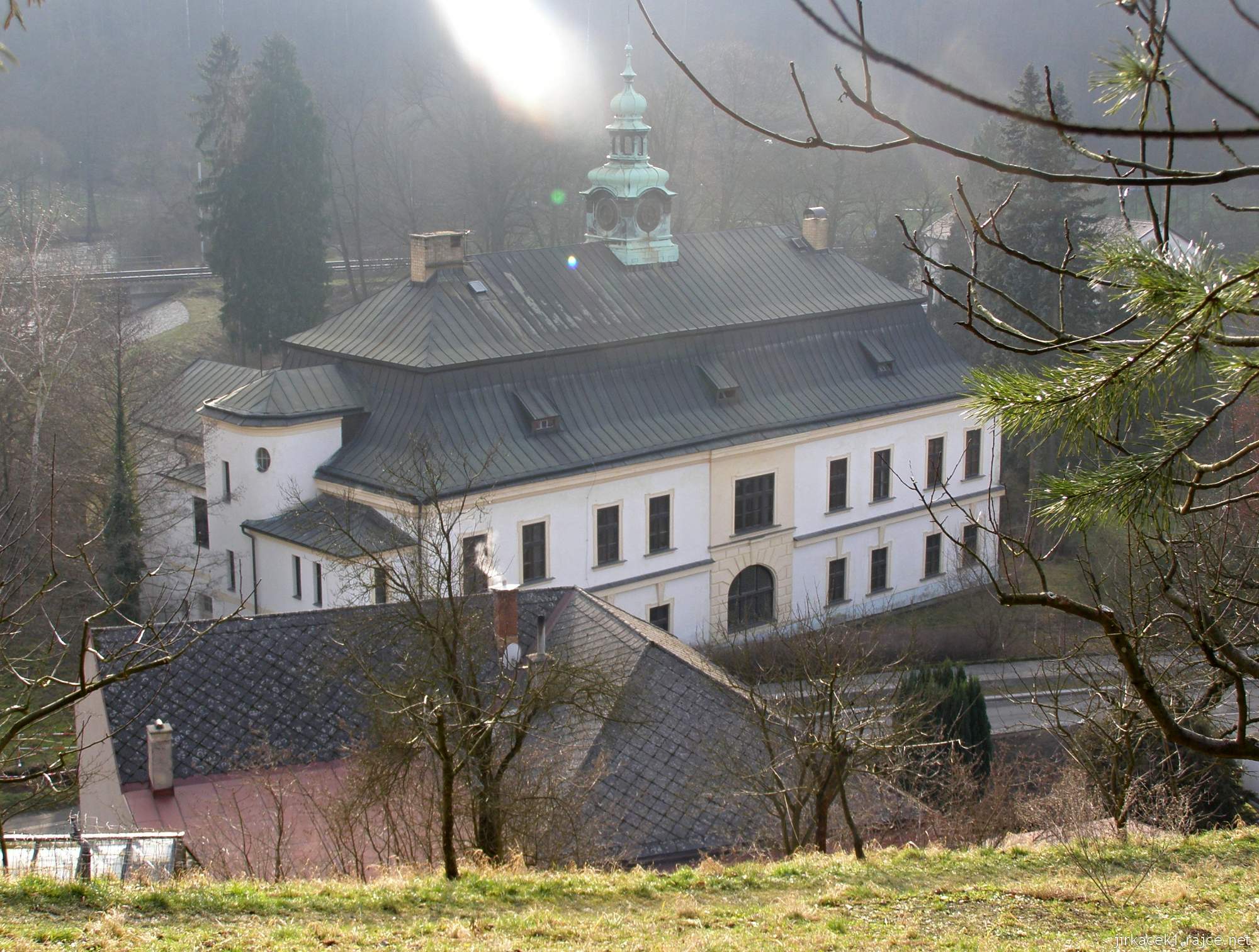 Brandýs - Nový zámek - pohled od zříceniny hradu
