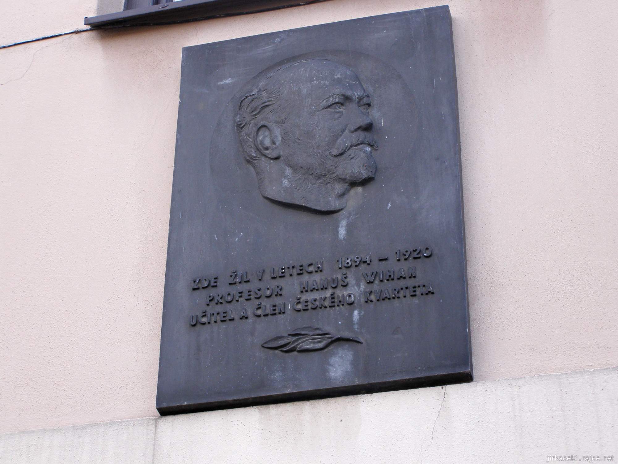 Brandýs - Náměstí Komenského - dům v němž žil profesor Hanuš Wihan