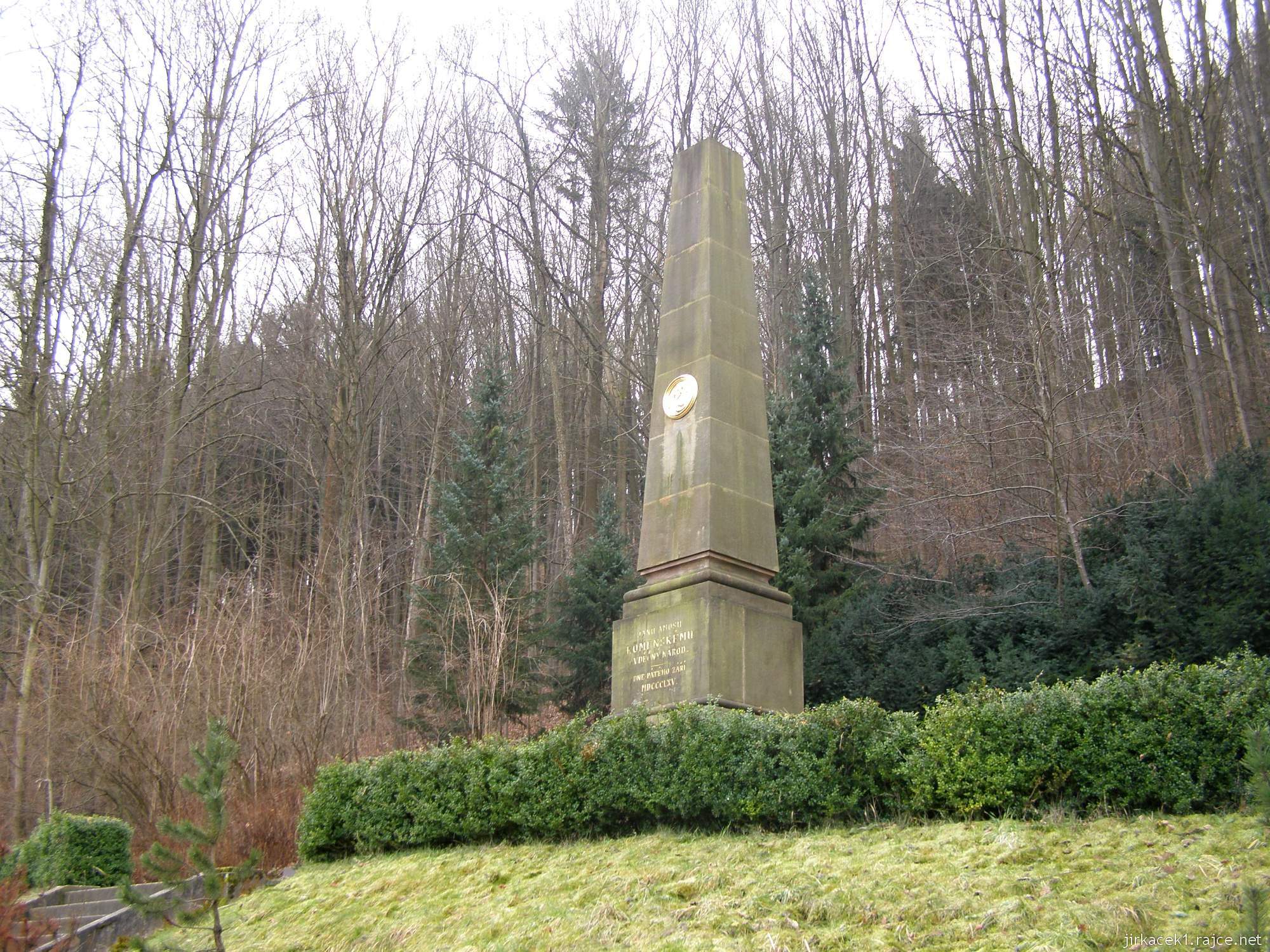 Brandýs - Bludiště a památník J.A. Komenského - památník