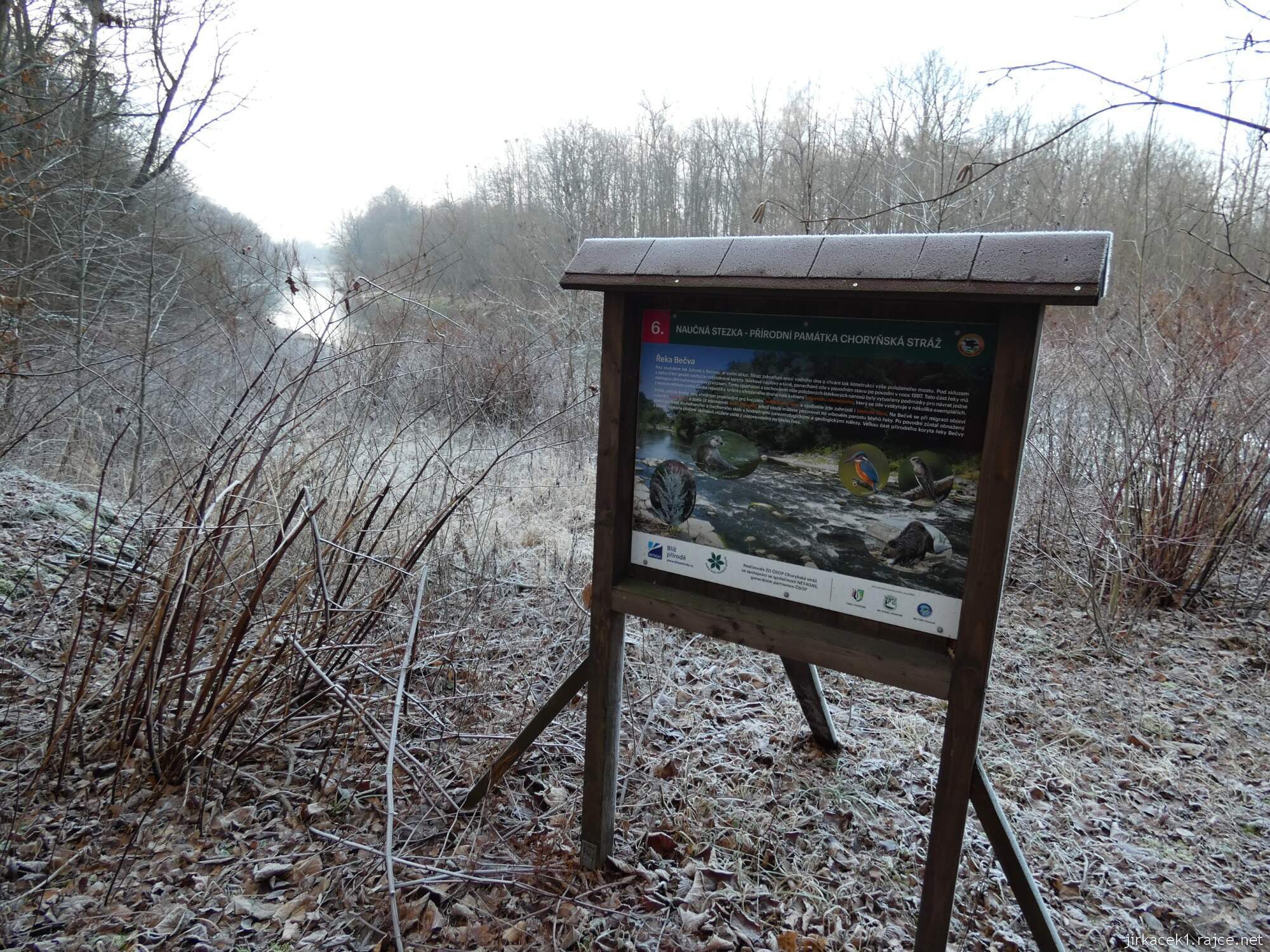 Choryně - naučná stezka Choryňská stráž 37 - 6. zastavení u řeky Bečvy