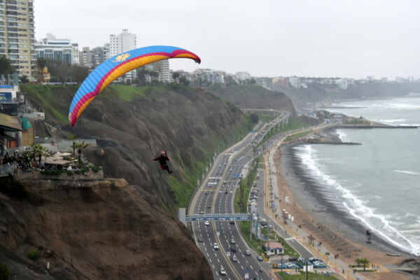 Lima - Paraglidy nad playa Redondo I a II.